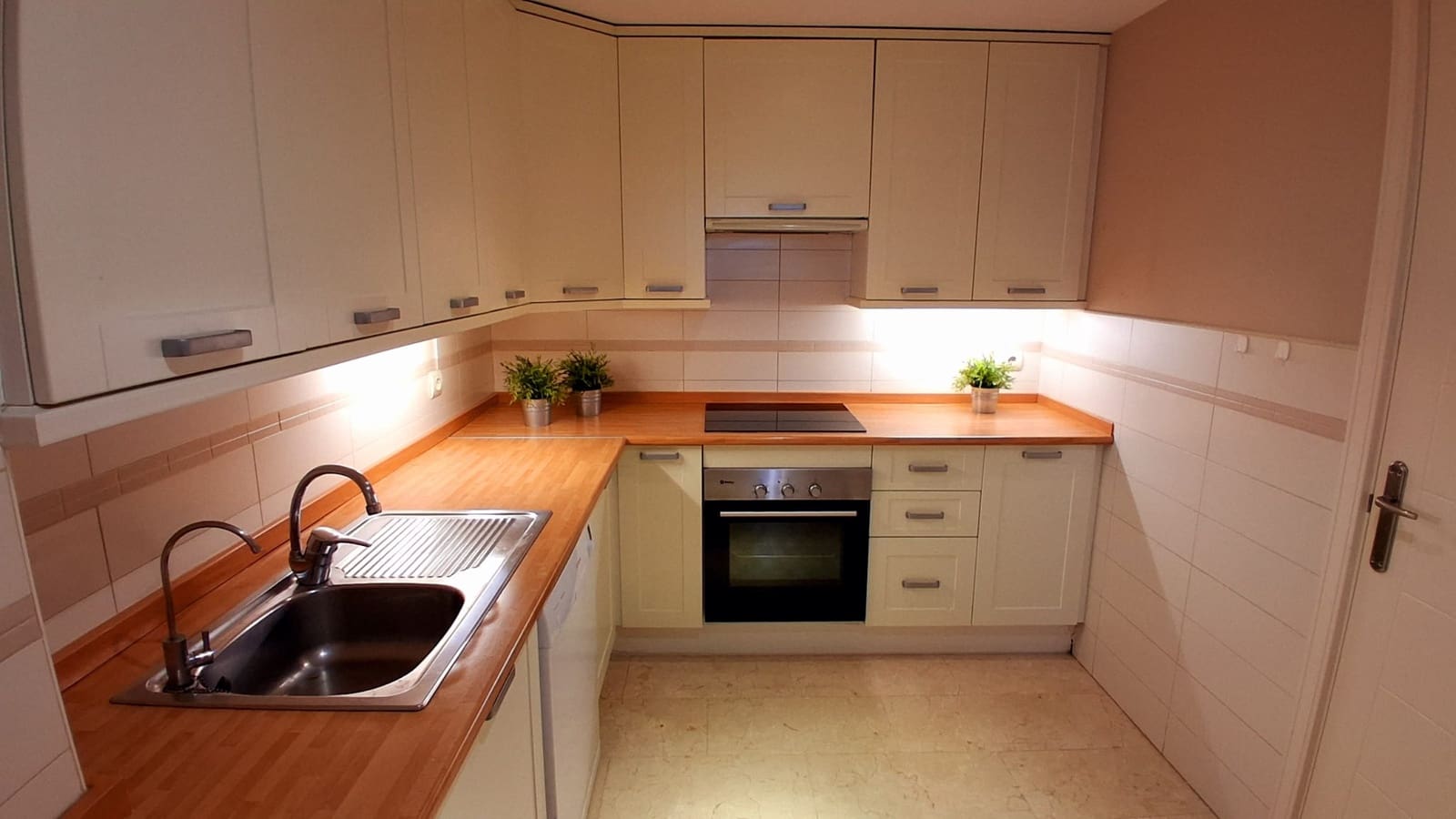 Apartamento de 3 habitaciones en Albir en venta con piscina garaje - 485.000 € (Ref: 9583426)