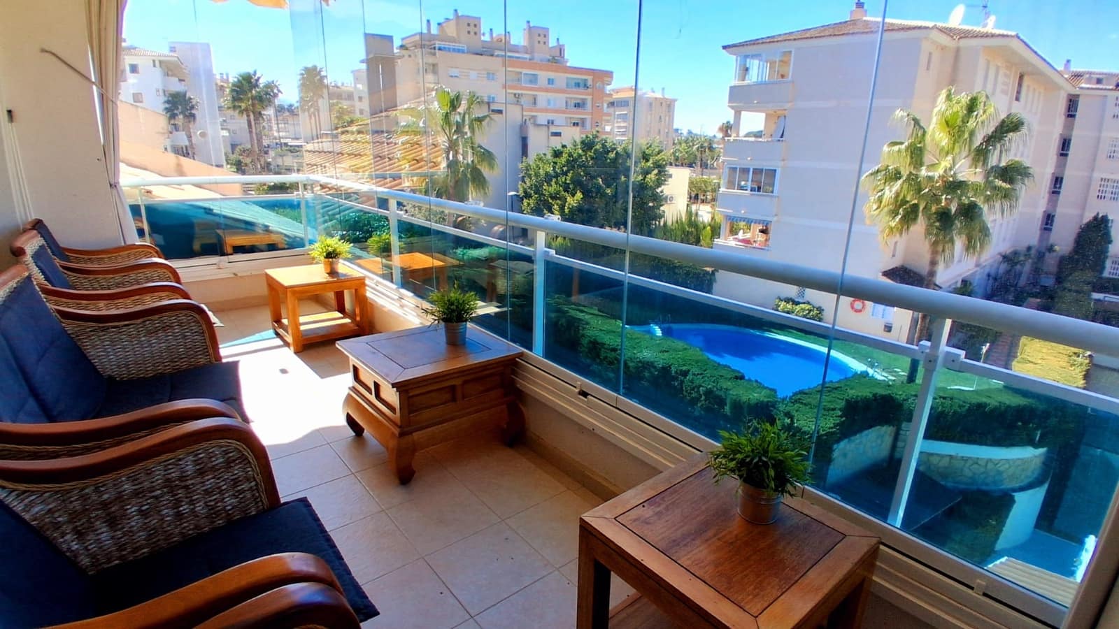 Apartamento de 3 habitaciones en Albir en venta con piscina garaje - 485.000 € (Ref: 9583426)