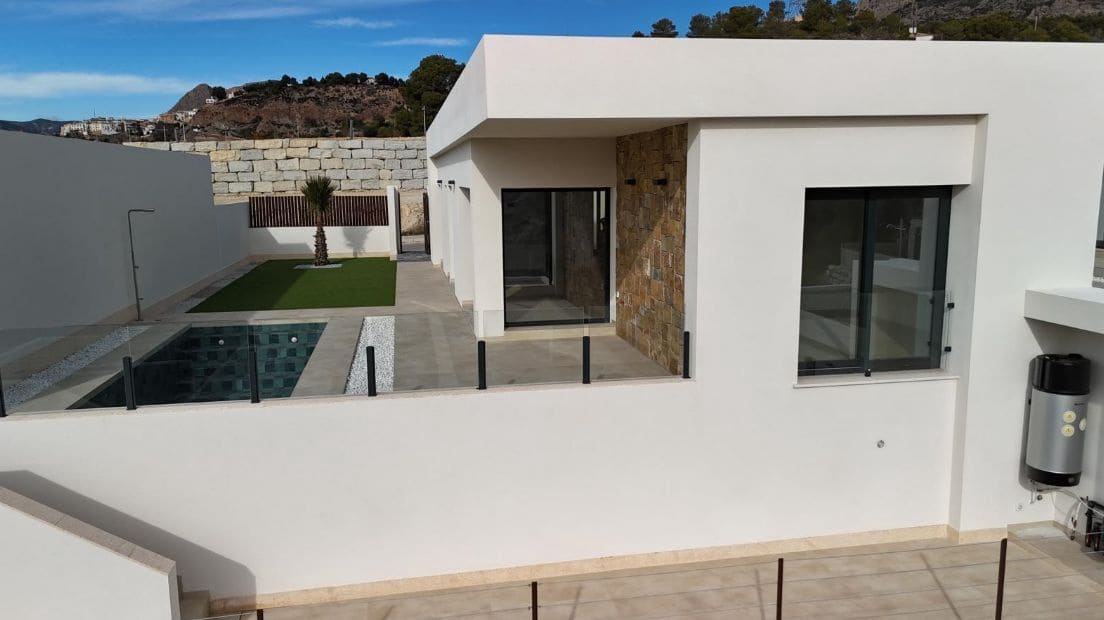 3 bedroom Villa for sale in Finestrat with pool garage - € 559,000 (Ref: 9671297)