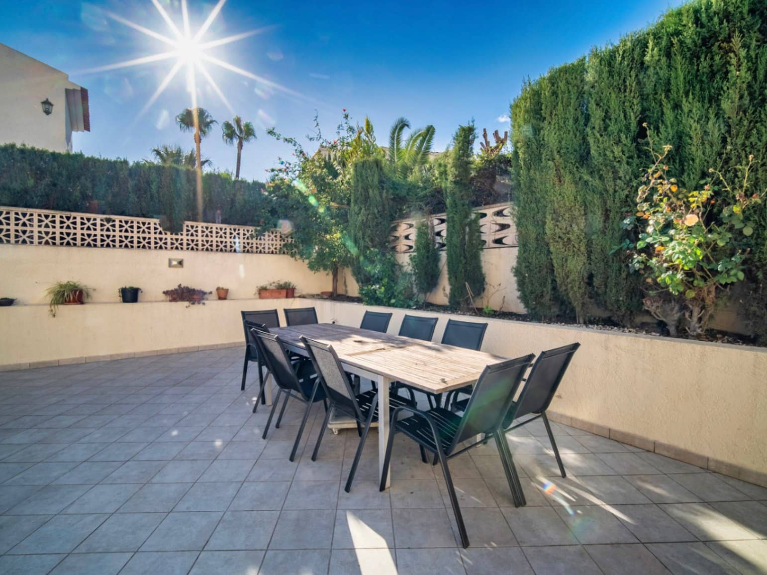 5 soverom Villa til salgs i La Nucia med svømmebasseng garasje - € 675 000 (Ref: 9671298)