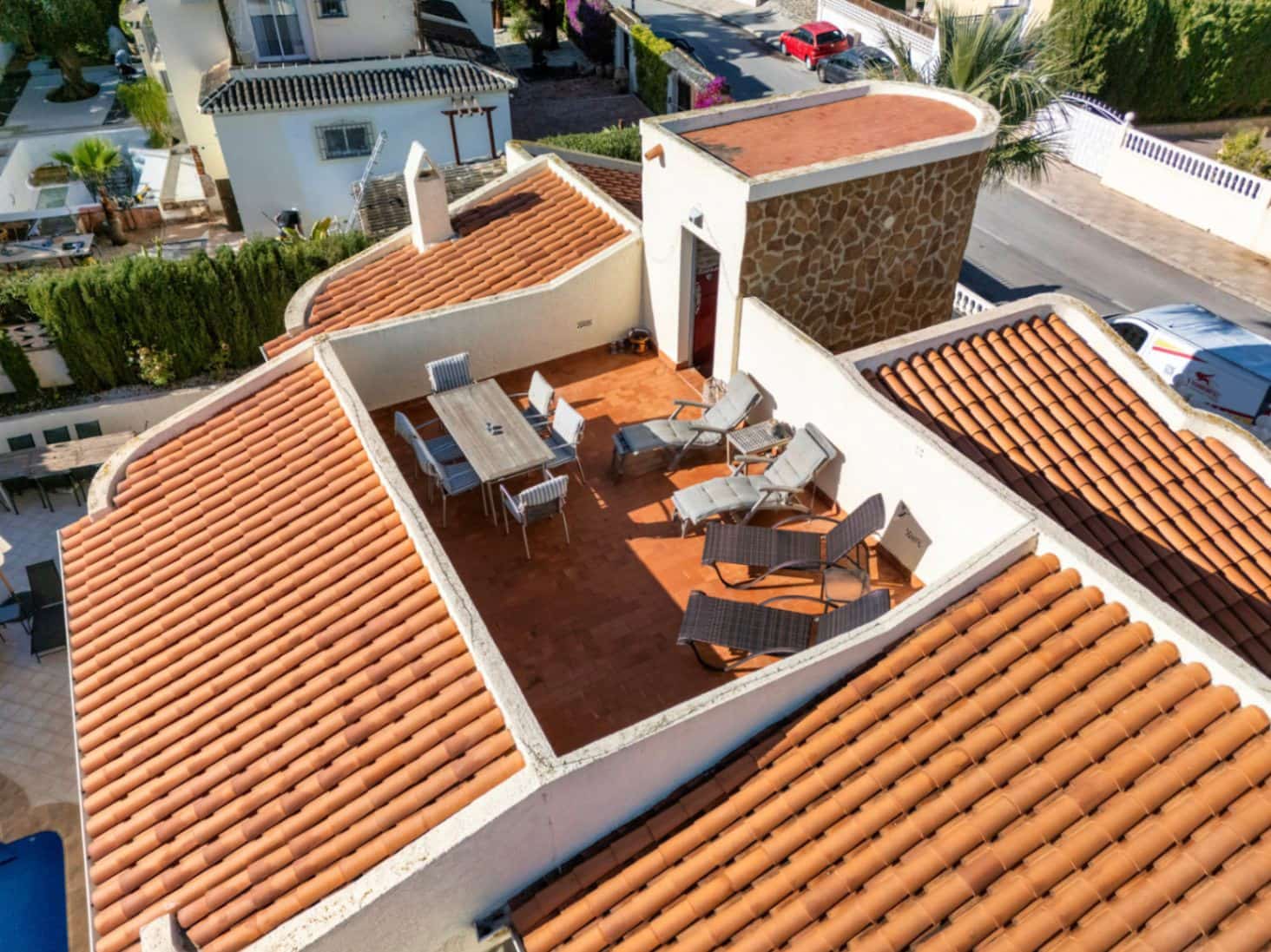 5 soverom Villa til salgs i La Nucia med svømmebasseng garasje - € 675 000 (Ref: 9671298)