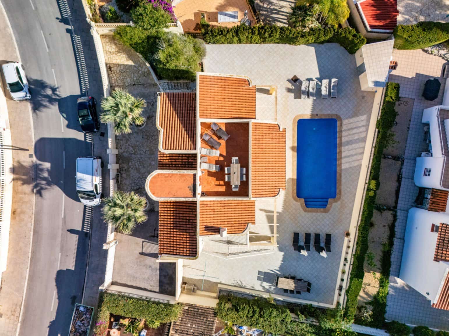 5 soverom Villa til salgs i La Nucia med svømmebasseng garasje - € 675 000 (Ref: 9671298)