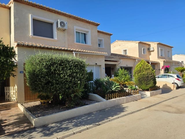 3 sovrum Bungalow till salu i Benissa med pool garage - 369 000 € (Ref: 9671300)