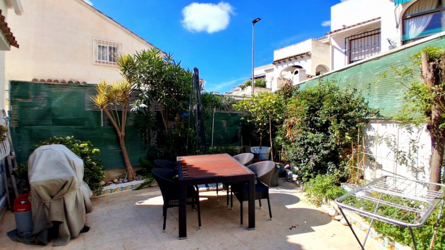 2 bedroom Townhouse for sale in Alfaz del Pi / L'Alfas del Pi with pool garage - € 330,000 (Ref: 9675136)