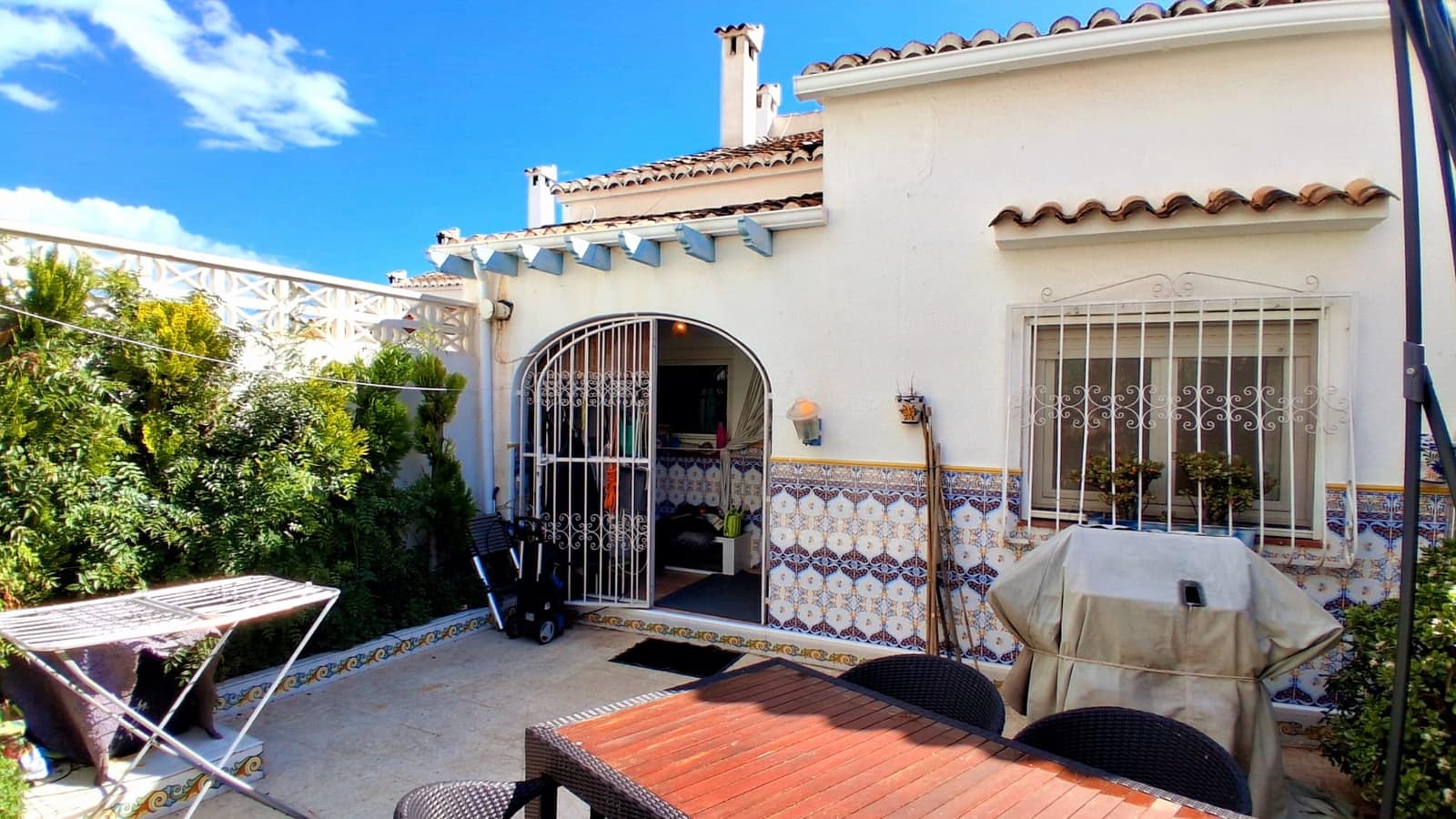 2 bedroom Townhouse for sale in Alfaz del Pi / L'Alfas del Pi with pool garage - € 330,000 (Ref: 9675136)