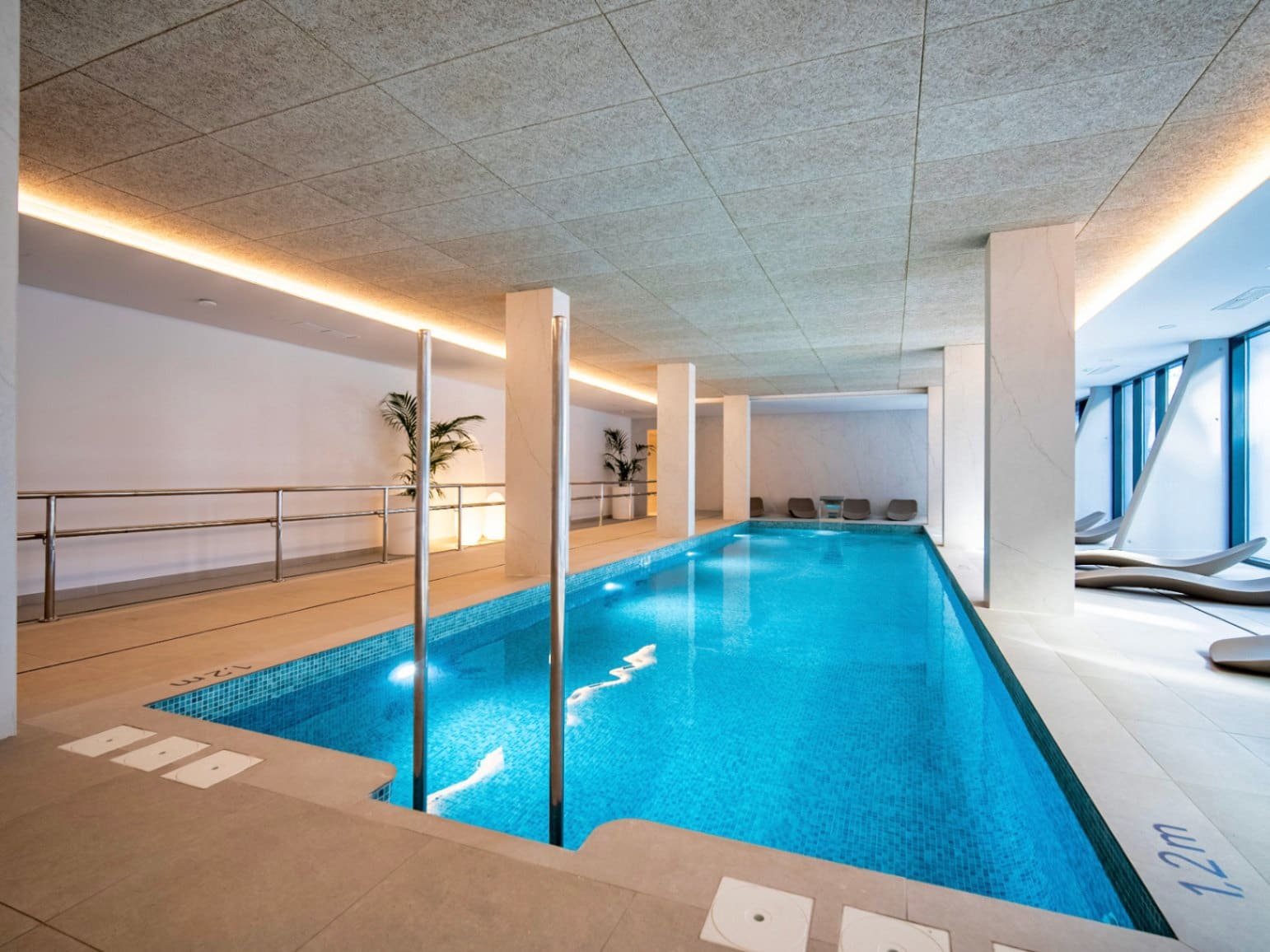 2 bedroom Apartment for sale in Albir - € 850,000 (Ref: 9675996)