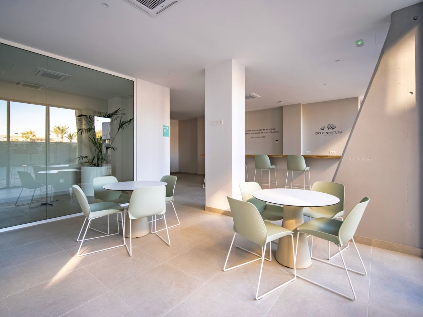 2 bedroom Apartment for sale in Albir - € 850,000 (Ref: 9675996)