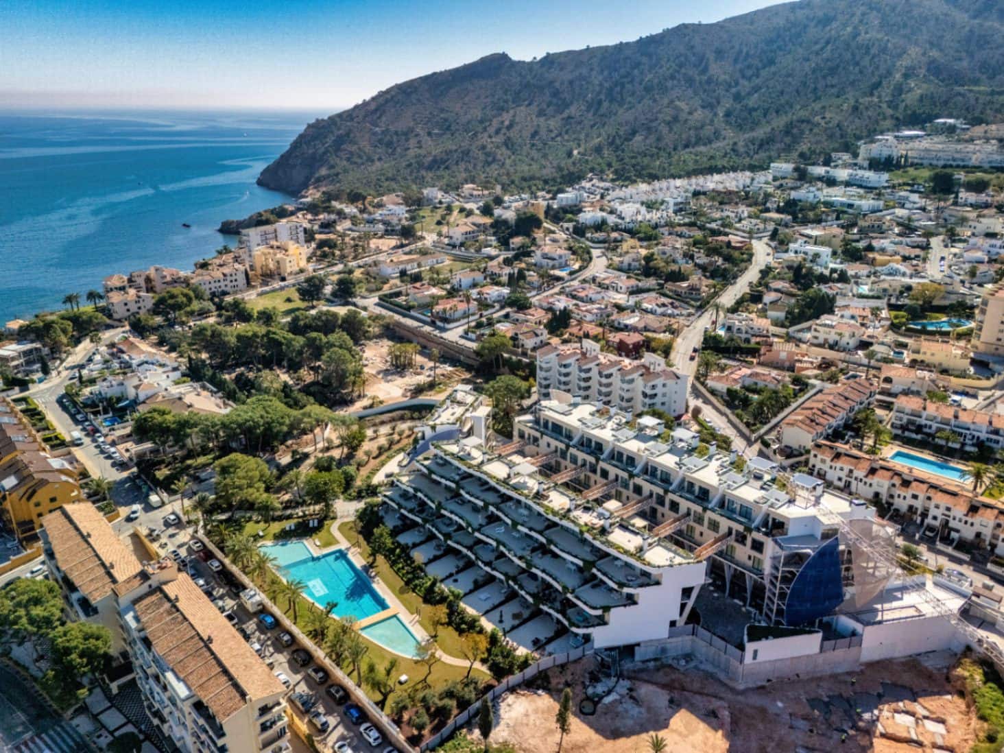 2 bedroom Apartment for sale in Albir - € 850,000 (Ref: 9675996)