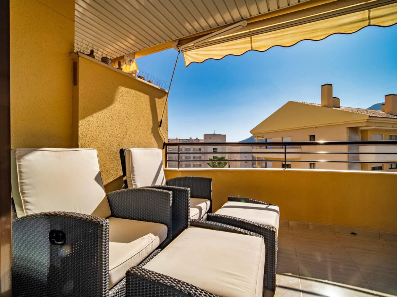 3 soveværelse Lejlighed til salg i Albir med swimmingpool garage - € 475.000 (Ref: 9685260)