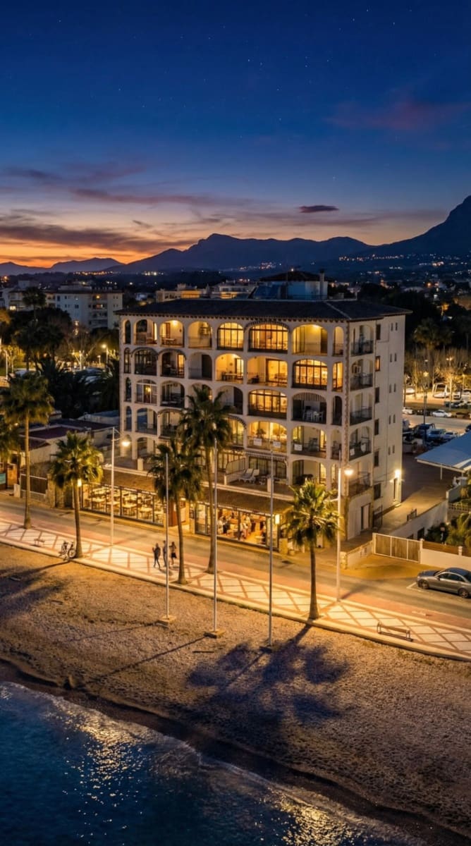 Apartamento de 2 habitaciones en Albir en venta con piscina garaje - 650.000 € (Ref: 9685264)