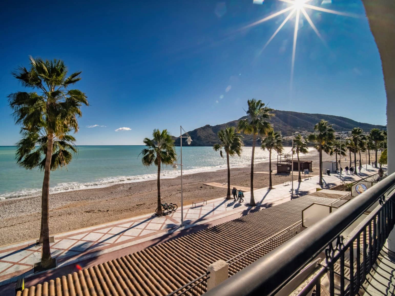 Apartamento de 2 habitaciones en Albir en venta con piscina garaje - 650.000 € (Ref: 9685264)