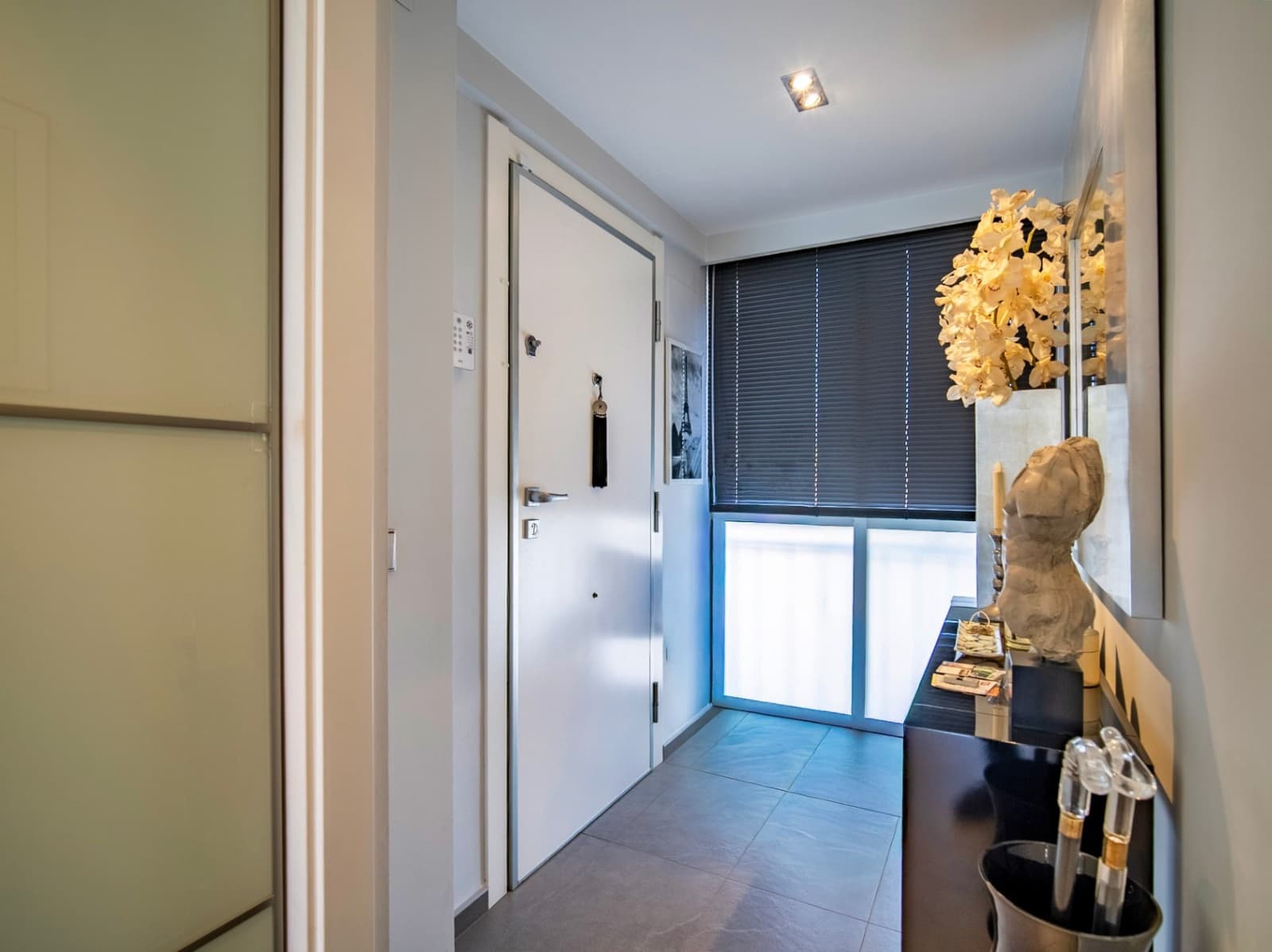 Apartamento de 2 habitaciones en Albir en venta con piscina garaje - 650.000 € (Ref: 9685264)