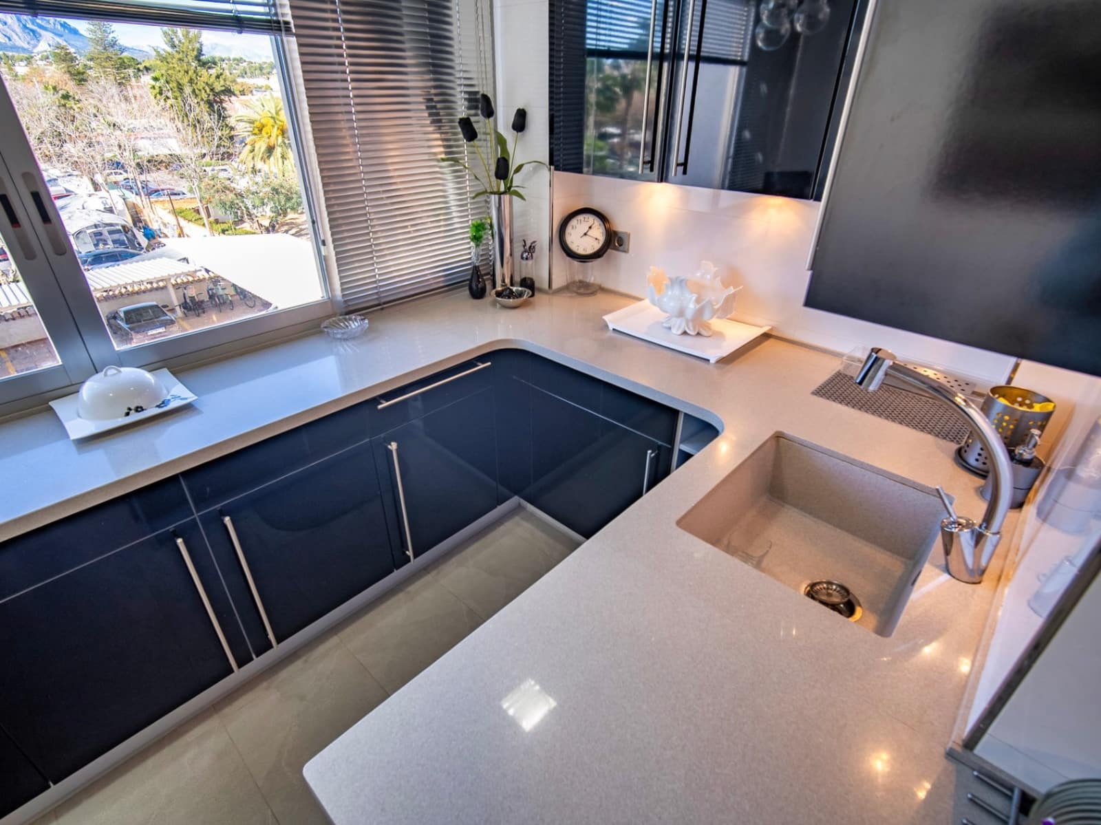 Apartamento de 2 habitaciones en Albir en venta con piscina garaje - 650.000 € (Ref: 9685264)