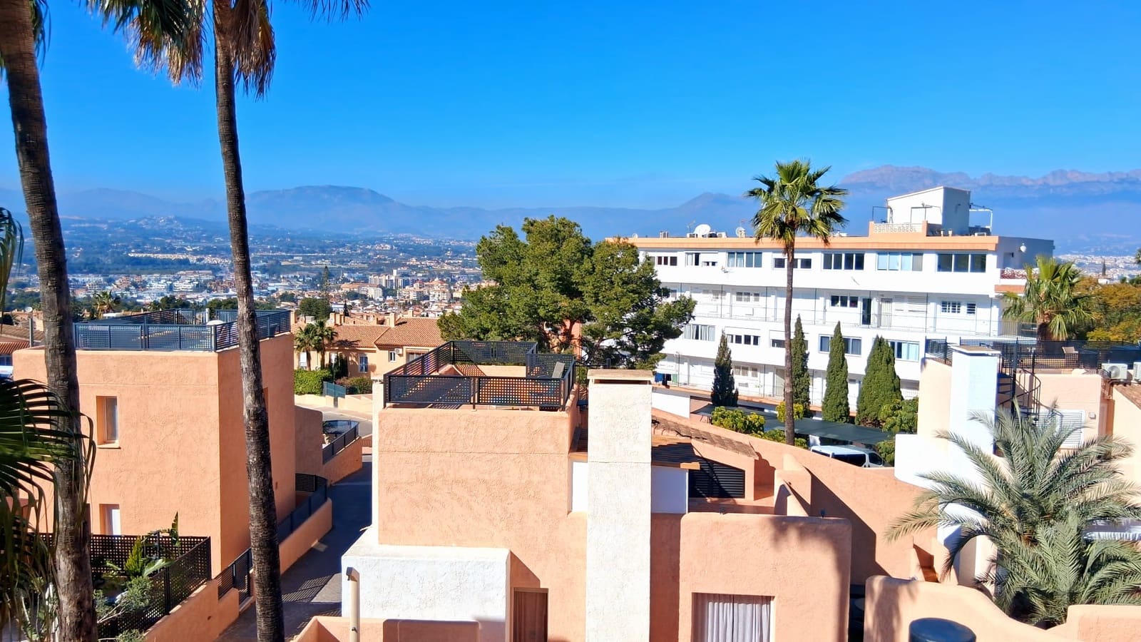 3 sovrum Hus till salu i Albir med pool garage - 375 000 € (Ref: 9685266)