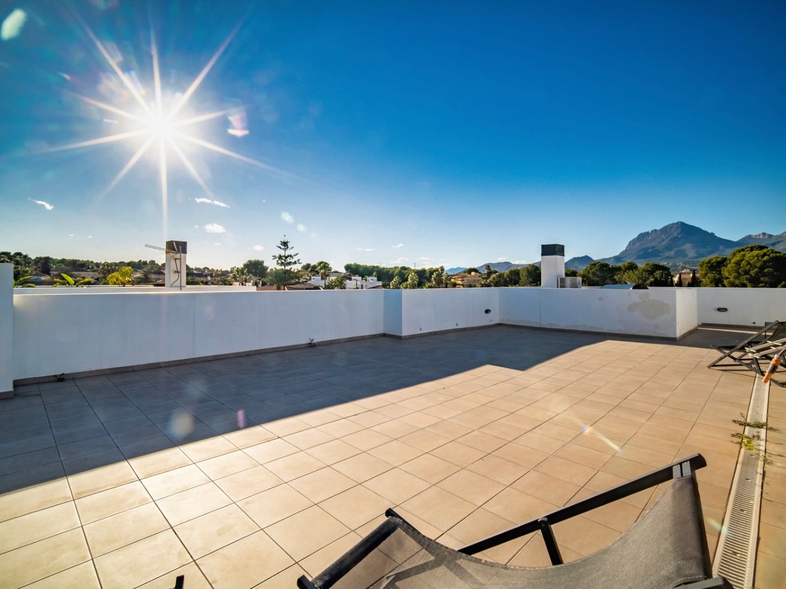 4 soveværelse Villa til salg i Albir med swimmingpool garage - € 1.450.000 (Ref: 9685270)