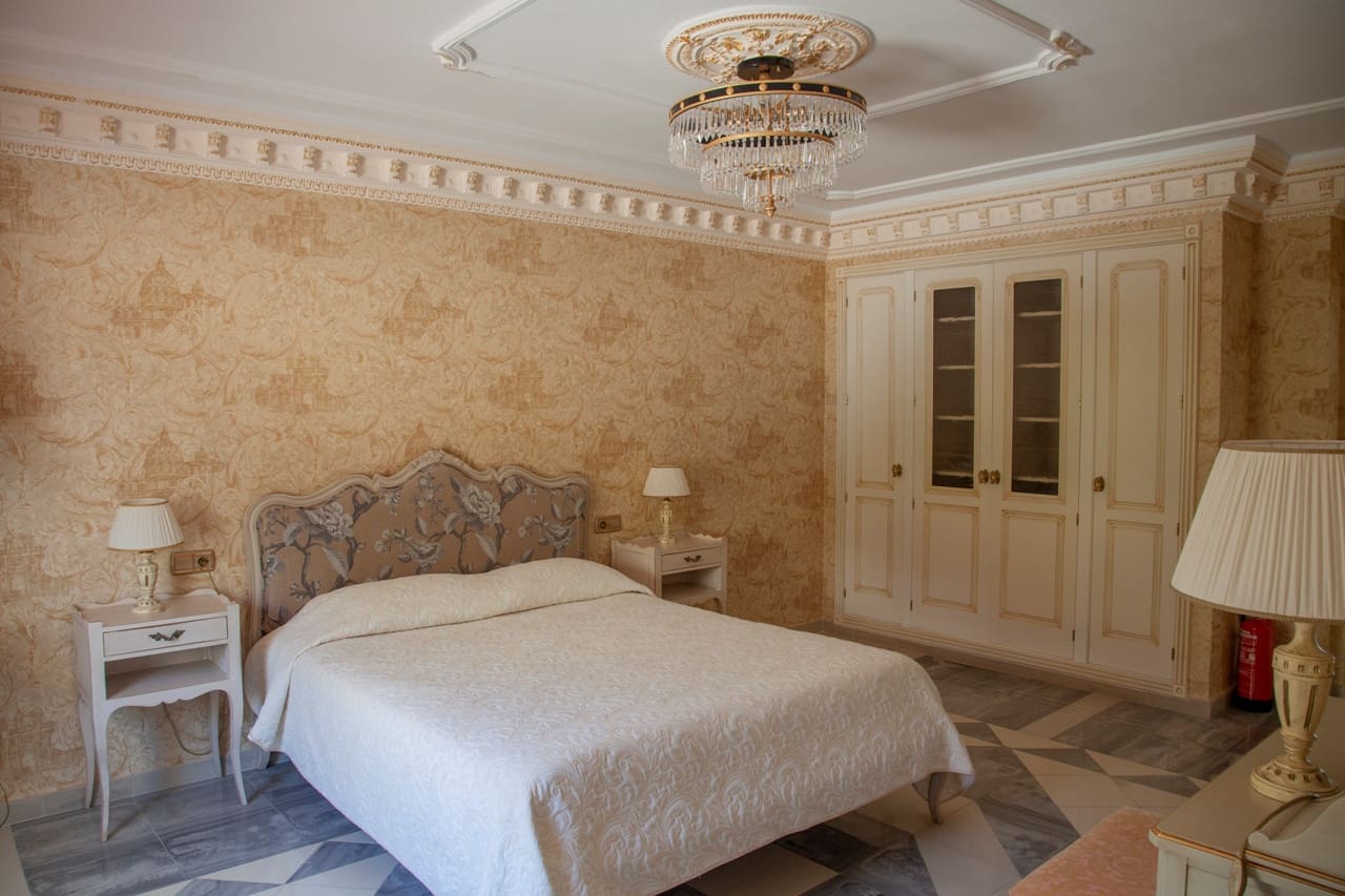 6 slaapkamer Villa te koop in Altea met zwembad garage - € 3.900.000 (Ref: 9812470)
