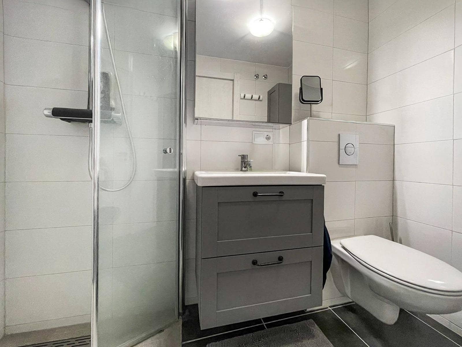2 Zimmer Apartment zu verkaufen in Albir mit Pool Garage - 299.000 € (Ref: 9812614)