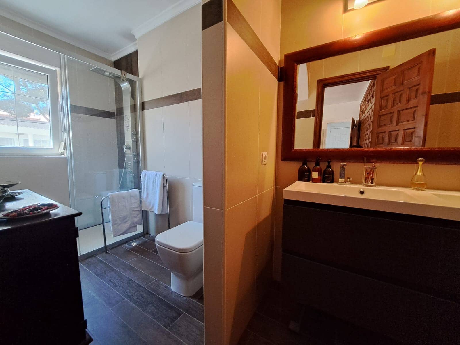 6 slaapkamer Villa te koop in La Nucia met zwembad garage - € 875.000 (Ref: 9813685)