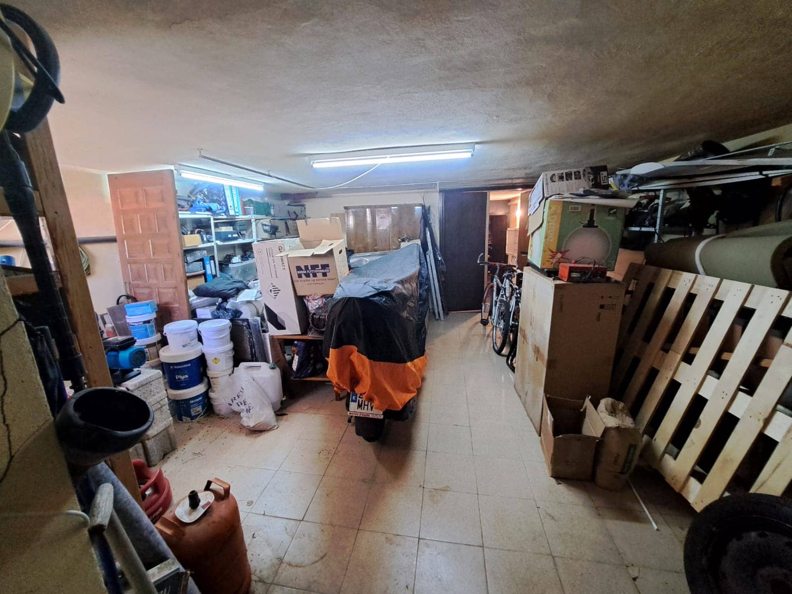 6 slaapkamer Villa te koop in La Nucia met zwembad garage - € 875.000 (Ref: 9813685)
