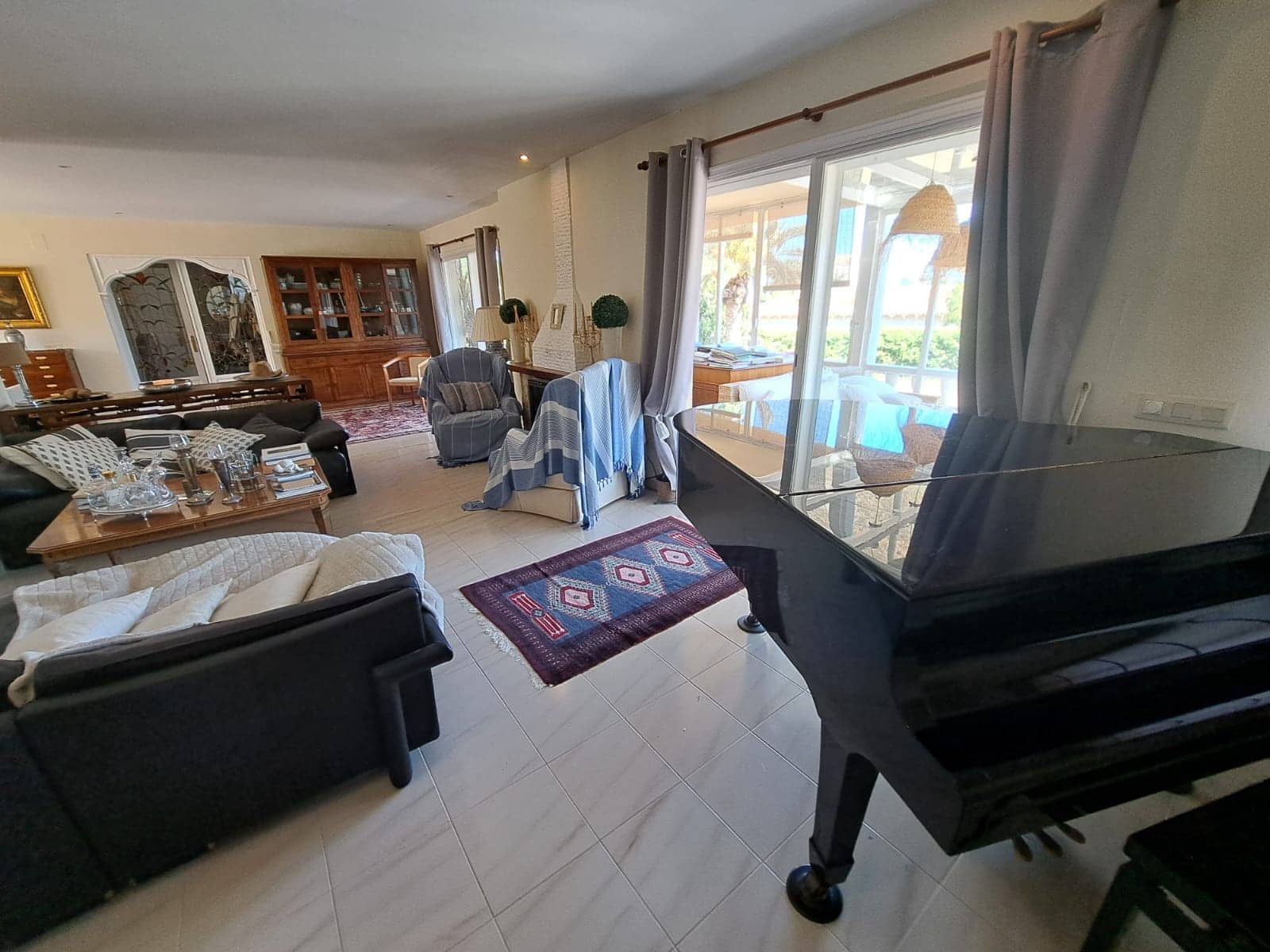 6 slaapkamer Villa te koop in La Nucia met zwembad garage - € 875.000 (Ref: 9813685)