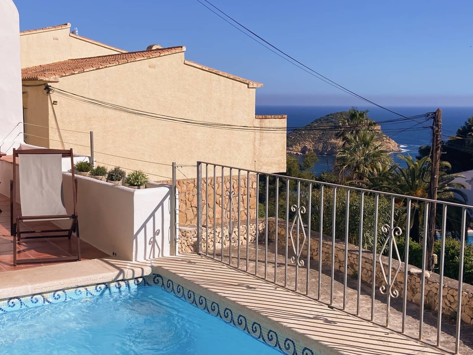 Appartement de 2 chambres à louer à Javea / Xabia avec piscine garage - 1 600 € (Ref: 10026878)