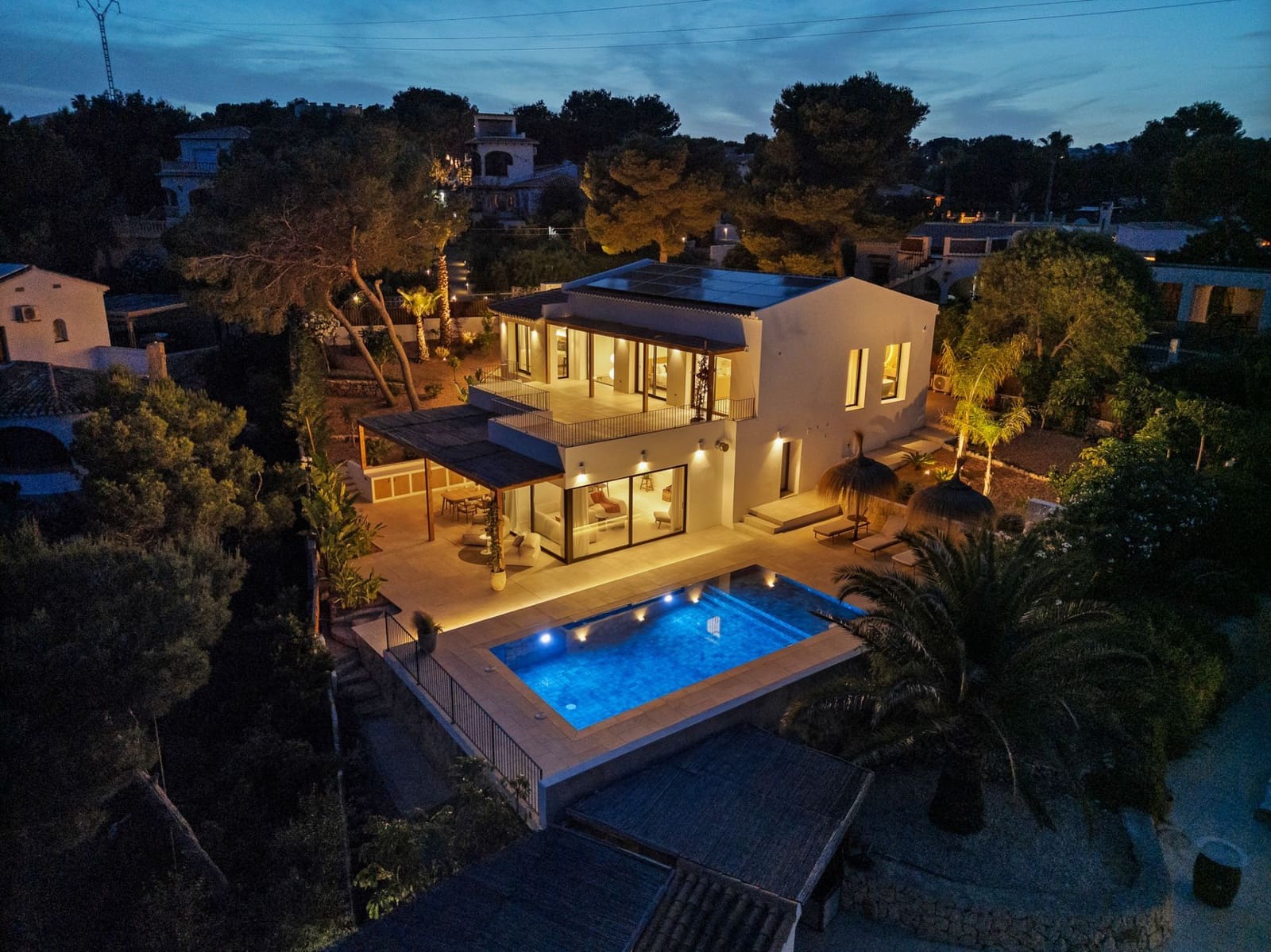 4 slaapkamer Villa te koop in Javea / Xabia met zwembad garage - € 1.980.000 (Ref: 10061347)