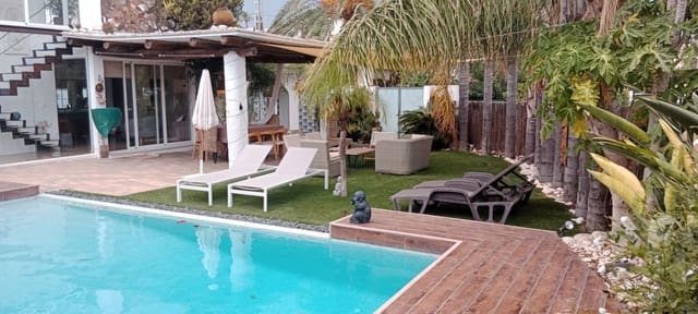 Chalet de 4 habitaciones en Javea / Xàbia en venta con garaje - 1.150.000 € (Ref: 10063865)