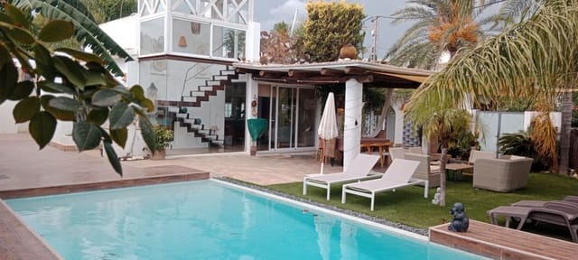 Chalet de 4 habitaciones en Javea / Xàbia en venta con garaje - 1.150.000 € (Ref: 10063865)