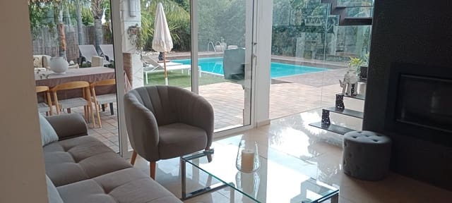 Chalet de 4 habitaciones en Javea / Xàbia en venta con garaje - 1.150.000 € (Ref: 10063865)