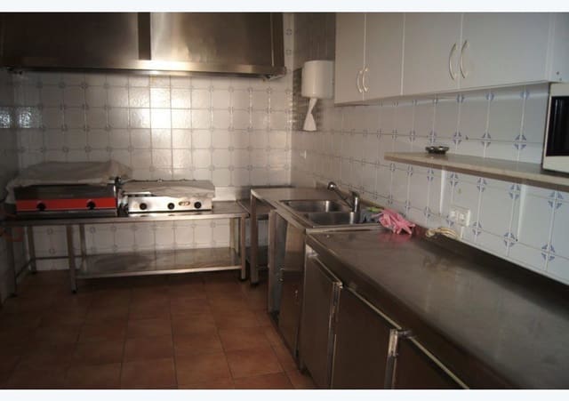 Local Commercial à vendre à Centro ciudad, Javea / Xàbia - 230 000 € (Ref: 5906526)