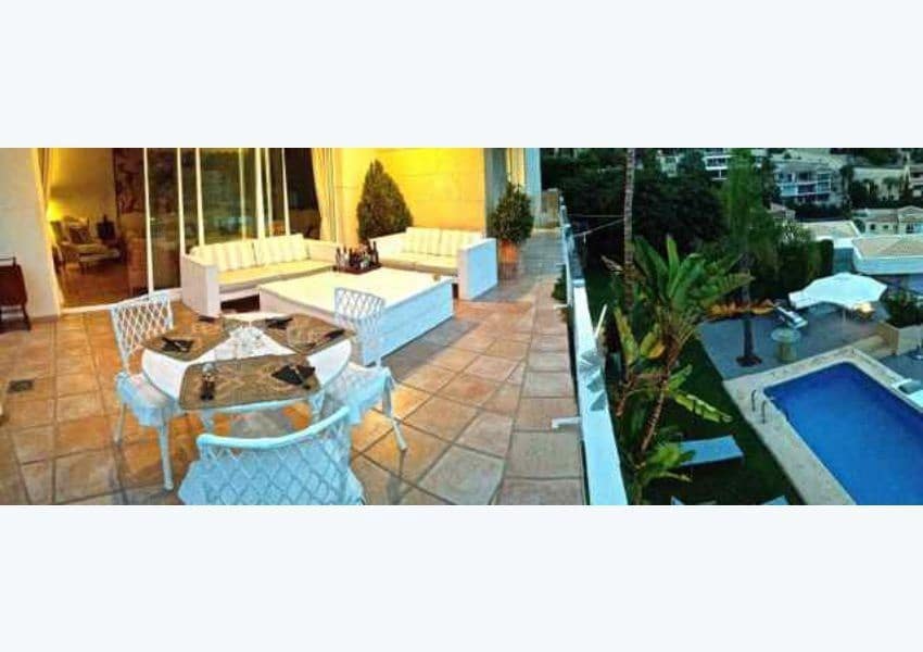 5 bedroom Villa for sale in Javea / Xabia with pool - € 1,880,000 (Ref: 5906573)