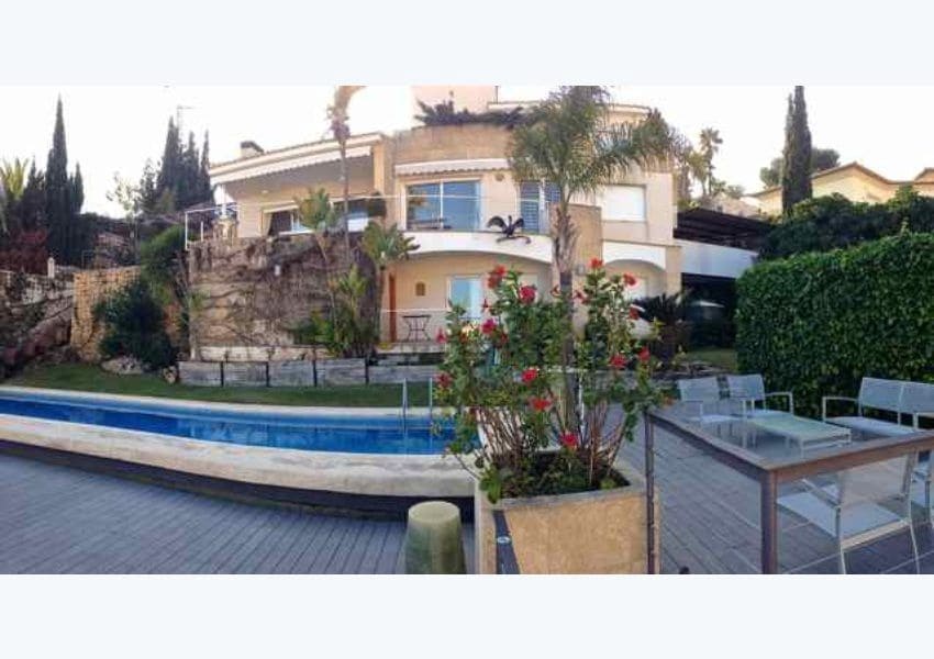 5 bedroom Villa for sale in Javea / Xabia with pool - € 1,880,000 (Ref: 5906573)