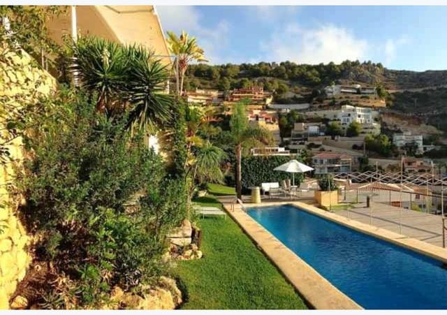 5 bedroom Villa for sale in Javea / Xàbia with pool - € 1,880,000 (Ref: 5906573)