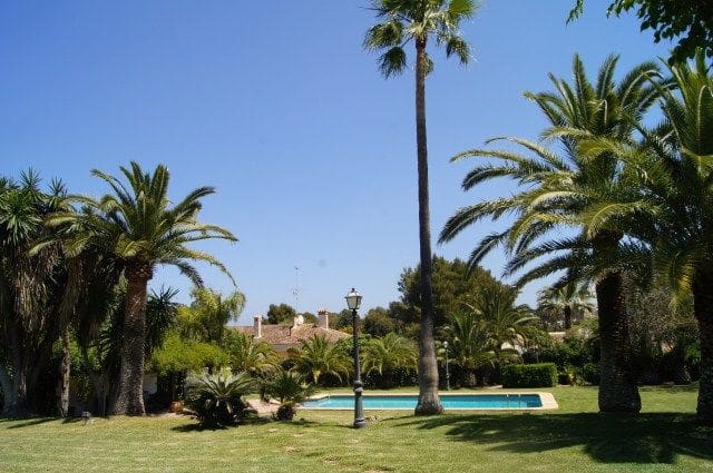   5 soveværelse   ferieVilla i Javea / Xabia   med   swimmingpool  garage  - € 6.500 (Ref: 5925039)