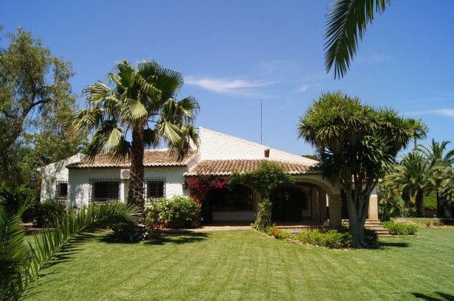 5 slaapkamer Villa voor vakantieverhuur in Cap Martí - El Tossalet - Pinomar, Javea / Xàbia met zwembad garage - € 6.500 (Ref: 5925039)