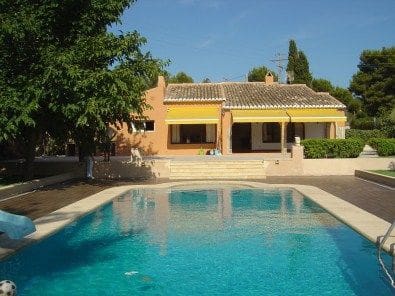 4 makuuhuone Huvila lomavuokrausta paikassa Javea / Xabia mukana uima-altaan 
autotalli - 1 850 € (Ref: 5930491)