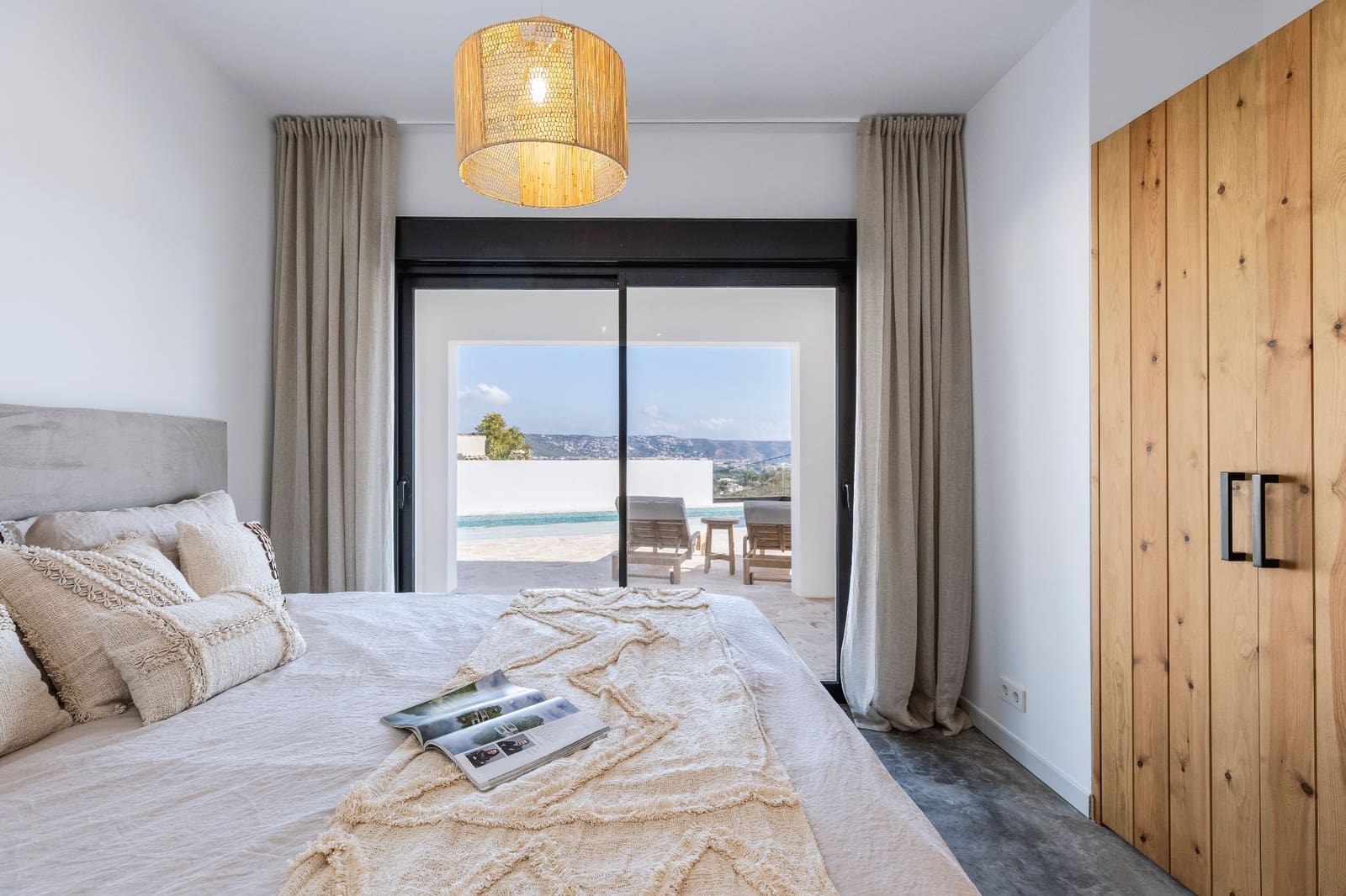 4 soverom Villa til salgs i Adsubia med svømmebasseng garasje - € 1 200 000 (Ref: 7310316)