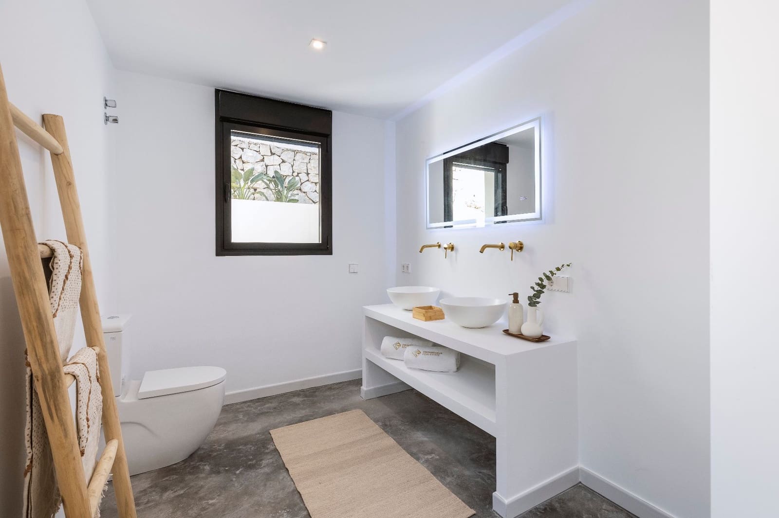 4 soverom Villa til salgs i Adsubia med svømmebasseng garasje - € 1 200 000 (Ref: 7310316)