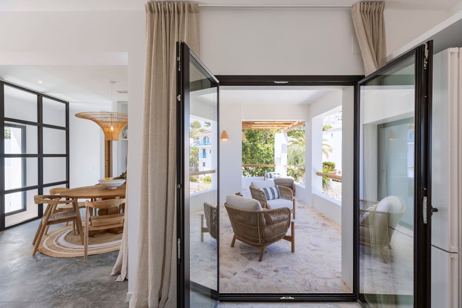 4 soverom Villa til salgs i Adsubia med svømmebasseng garasje - € 1 200 000 (Ref: 7310316)