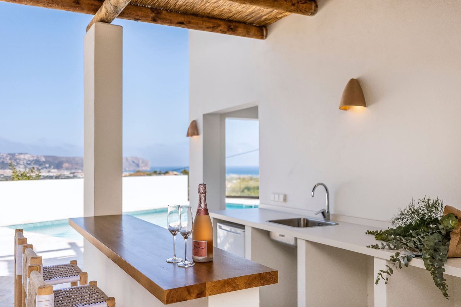 4 soverom Villa til salgs i Adsubia med svømmebasseng garasje - € 1 200 000 (Ref: 7310316)