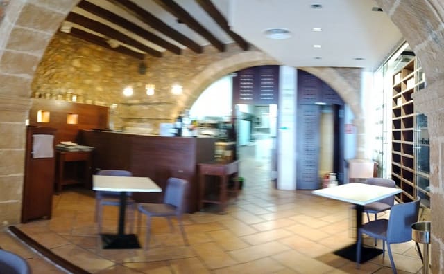 Commercieel te koop in Puerto, Javea / Xàbia - € 500.000 (Ref: 7560563)