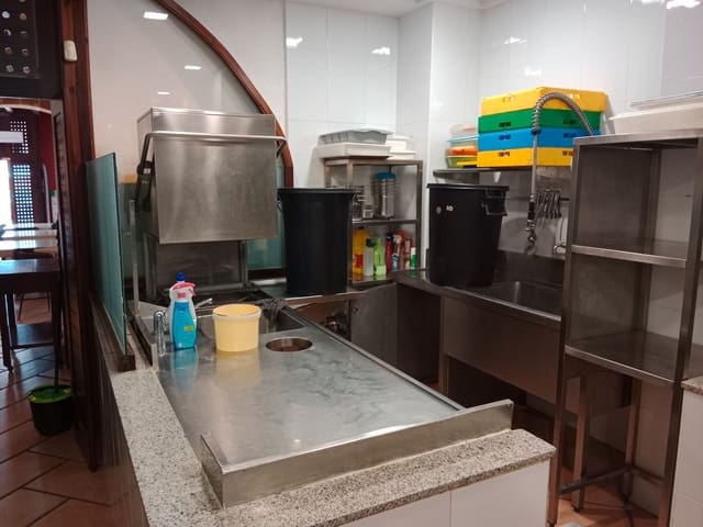 Commercieel te koop in Puerto, Javea / Xàbia - € 500.000 (Ref: 7560563)