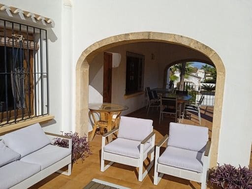 Chalet de 7 habitaciones en Javea / Xàbia en venta con piscina garaje - 850.000 € (Ref: 7879502)