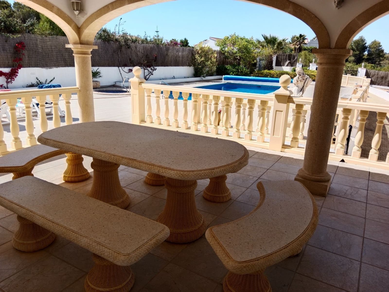 Chalet de 4 habitaciones en Javea / Xàbia en venta con piscina garaje - 995.000 € (Ref: 8315788)