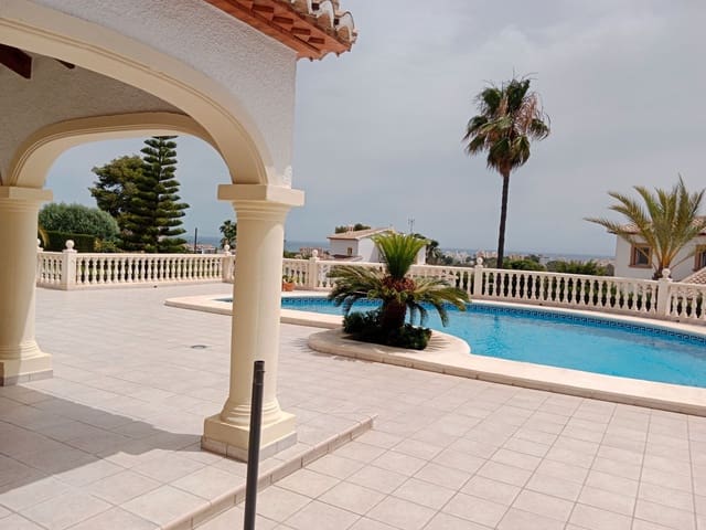 Chalet de 3 habitaciones en Javea / Xàbia en venta con piscina garaje - 1.260.000 € (Ref: 8382464)