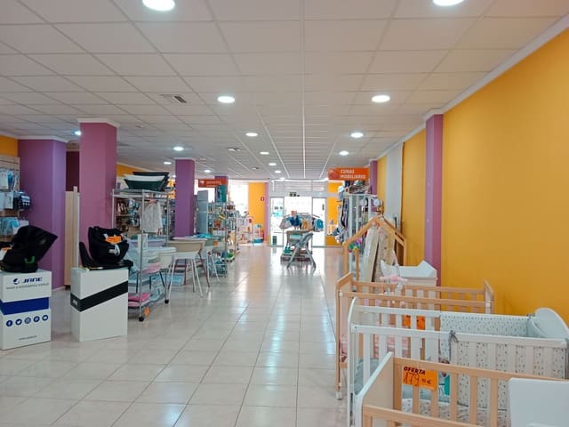 Kommersiell til salgs i Javea / Xàbia - € 265 000 (Ref: 8541905)