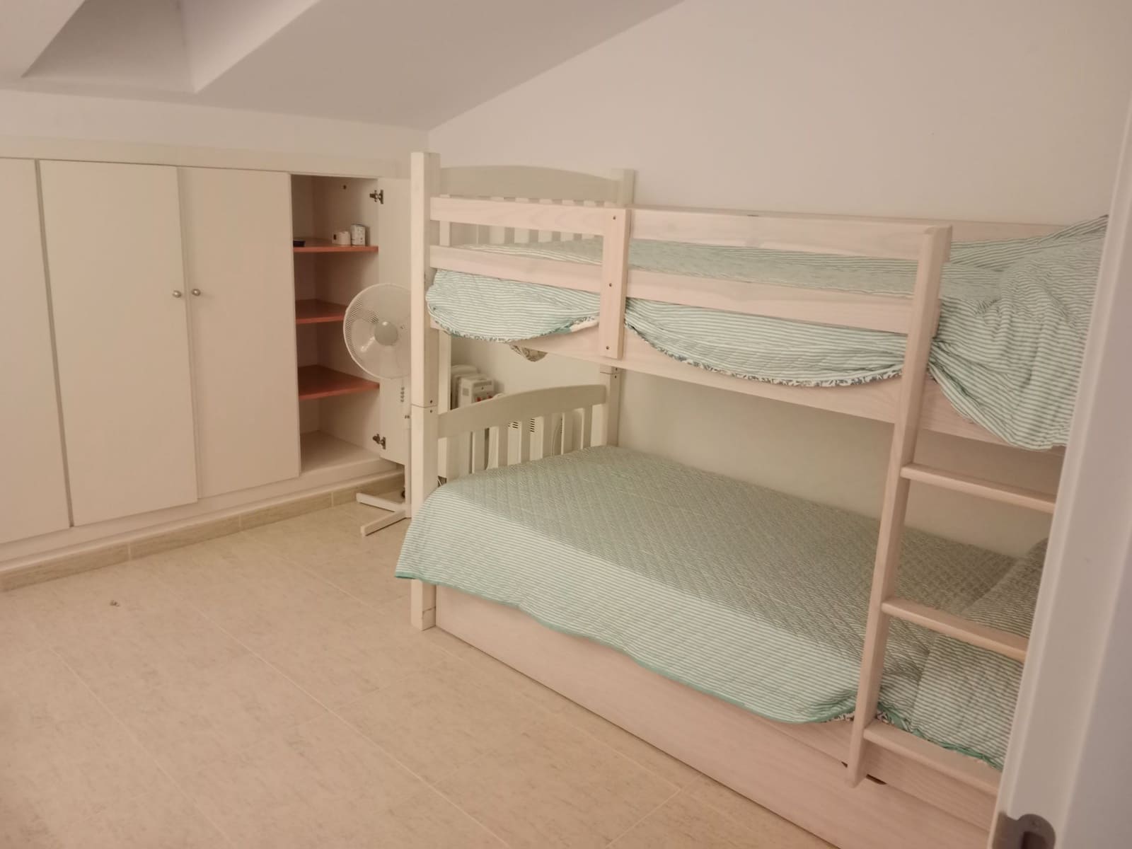 4 soveværelse Byhus til salg i Javea / Xabia med swimmingpool garage - € 475.000 (Ref: 8556529)