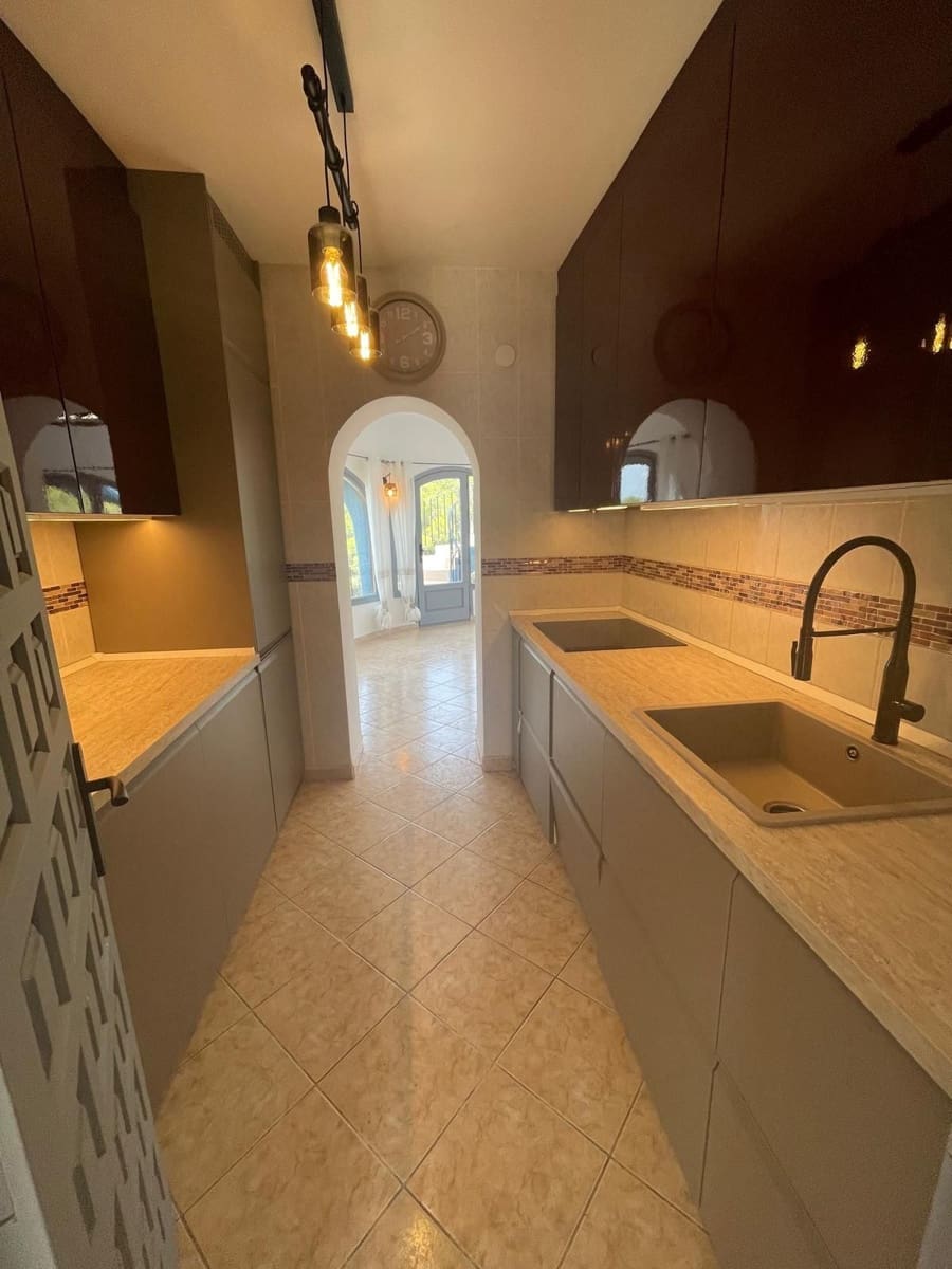 5 soverom Villa til salgs i Javea / Xabia med svømmebasseng garasje - € 629 000 (Ref: 8581741)