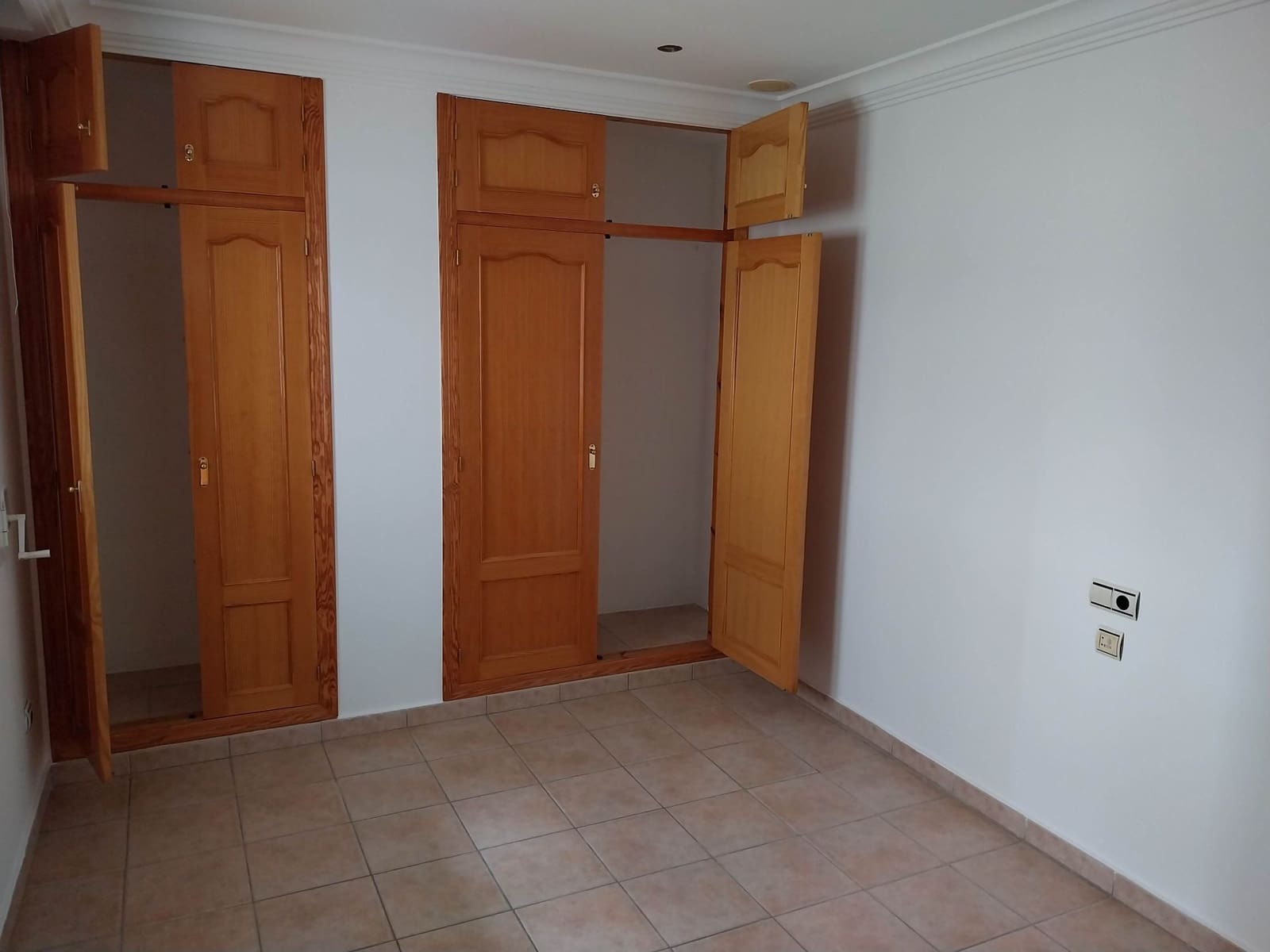 Appartement de 3 chambres à louer à La Xara - 1 250 € (Ref: 8992023)