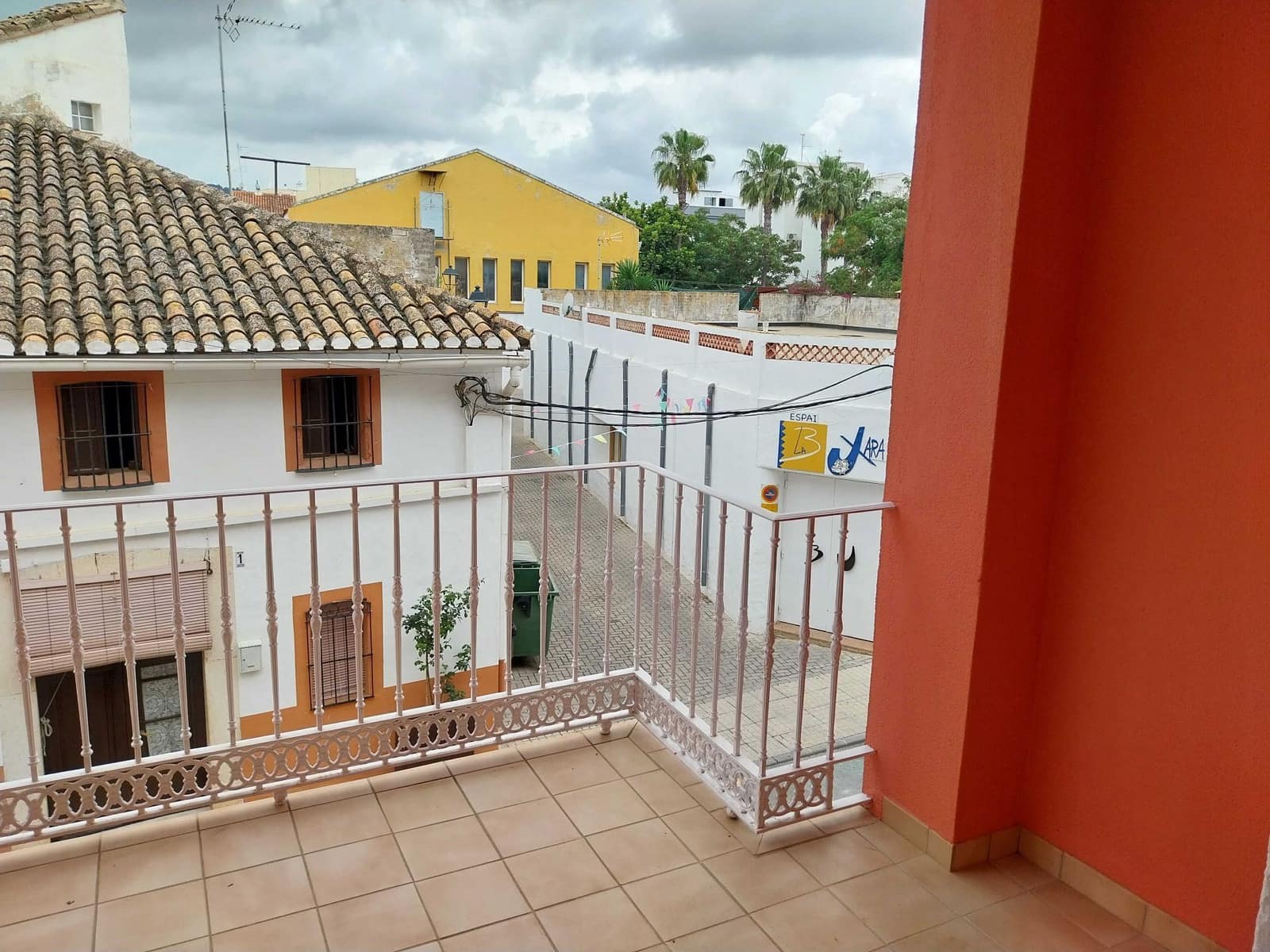 Appartement de 3 chambres à louer à La Xara - 1 250 € (Ref: 8992023)